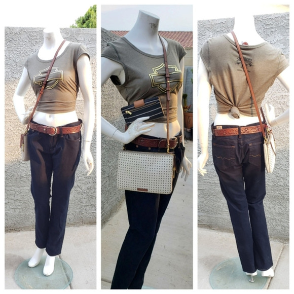 🤩🤩😘🤩 🤩 10 MIN SALE Need an outfit,!!!! All must go - Picture 2 of 16